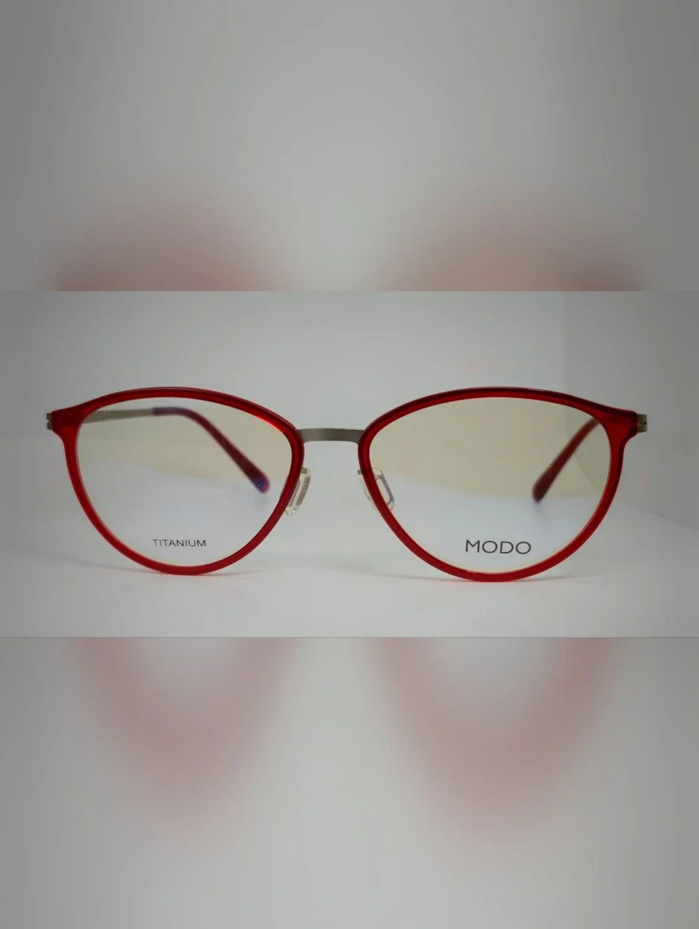 Modo 4048. Women's Red Titanium Frame Eyeglasses. Cat Eye. Japan